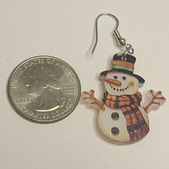 Snowman Earring, Frosty Earring, Christmas Earring, Winter Earring, Gift Idea - Picture 4 of 4